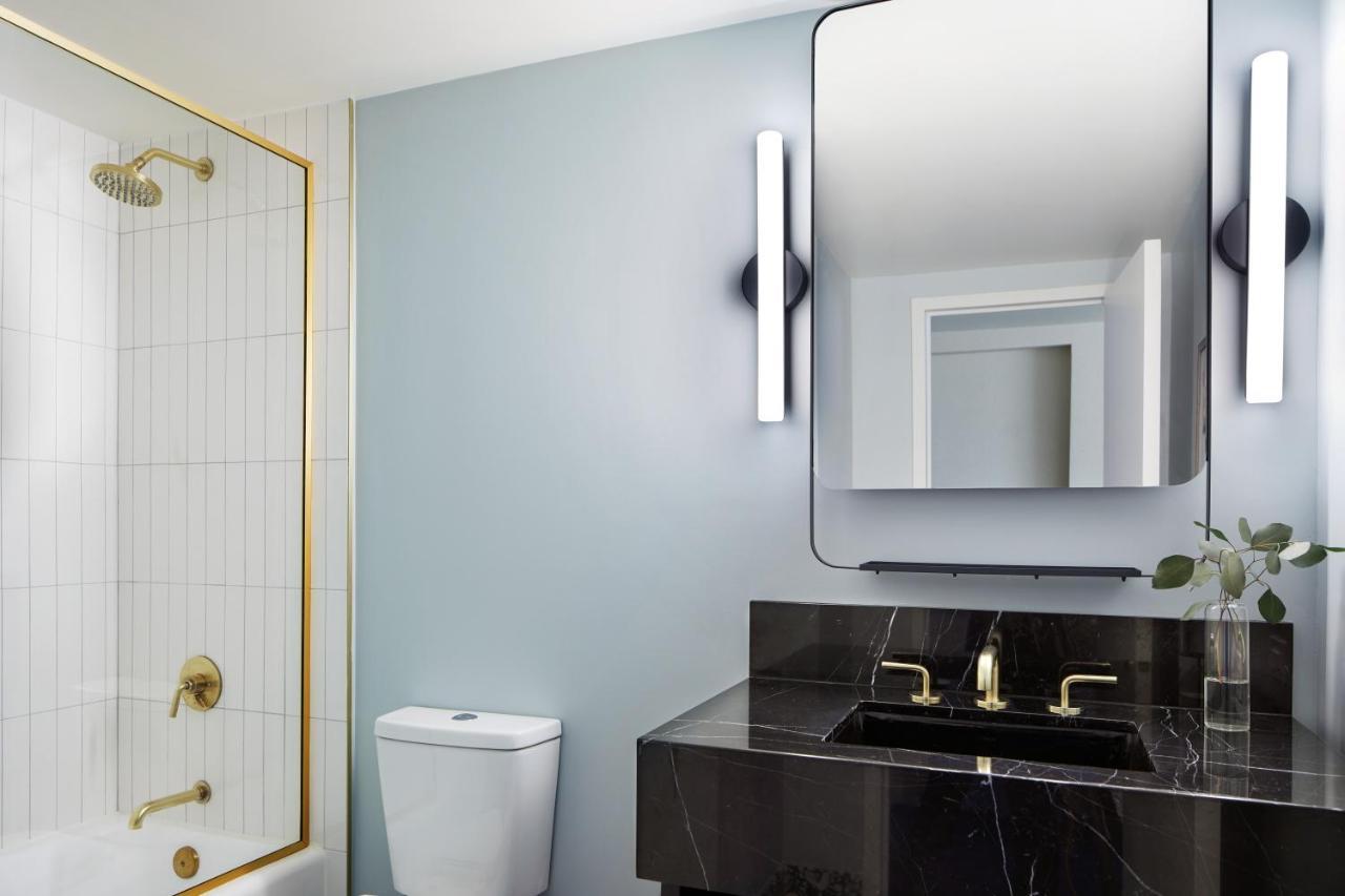 Essential Room