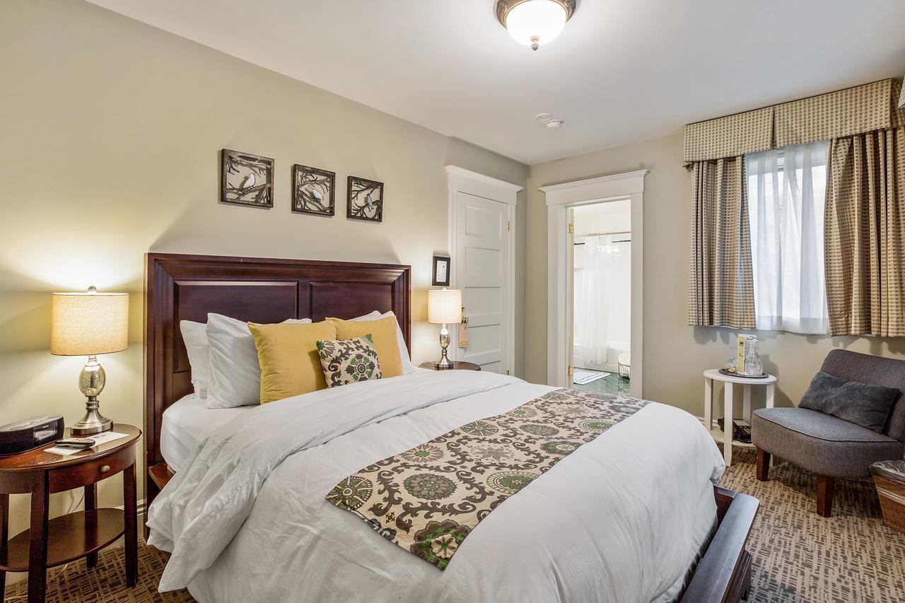 Chambre Lit King-Size - Accessible aux Personnes à Mobilité Réduite
