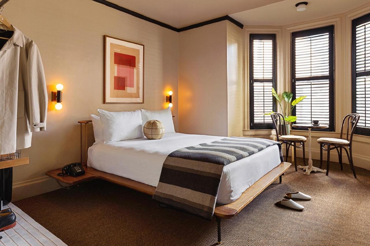 Kamer met Kingsize Bed
