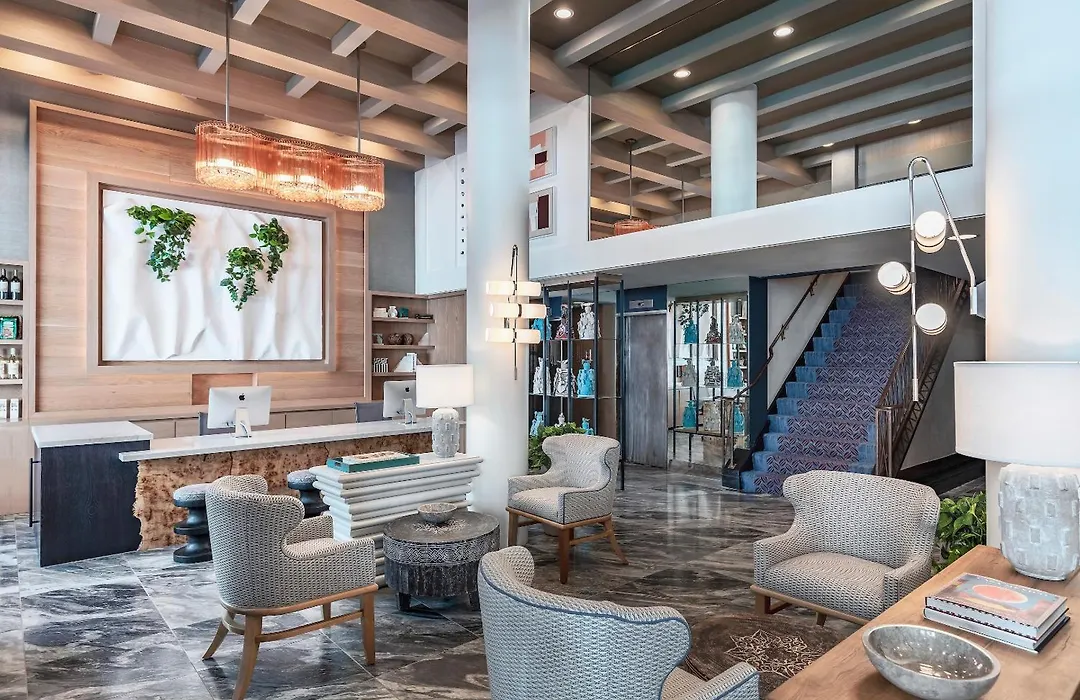 Hotel Triton-1